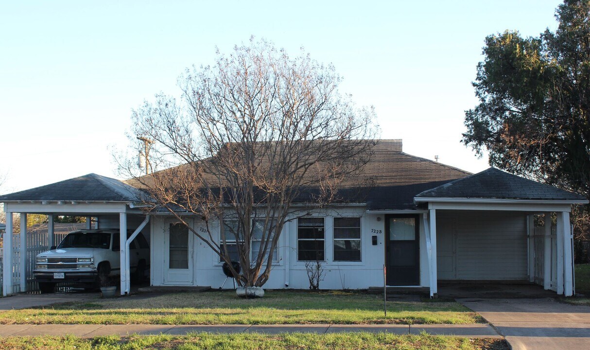 722 Sutton Dr-Unit -Apt A in Killeen, TX - Building Photo