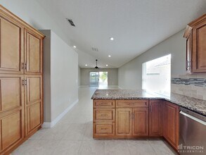 5434 Bryce Canyon Dr in Kissimmee, FL - Building Photo - Building Photo