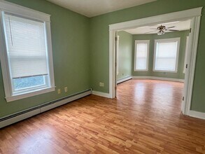273 Belmont St, Unit 2 in Manchester, NH - Building Photo - Building Photo