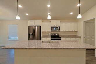 6114 Redberry Dr in Gulf Breeze, FL - Building Photo - Building Photo