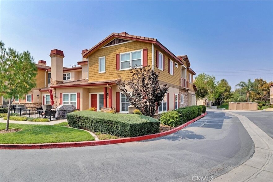 1510 Orange Ave in Redlands, CA - Building Photo