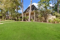 18310 Lake Oaks Dr in Spring, TX - Building Photo - Building Photo