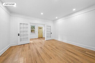 43-07 60th St in Queens, NY - Building Photo - Building Photo