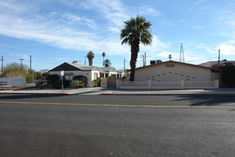 208 N 9th St in Las Vegas, NV - Foto de edificio - Building Photo