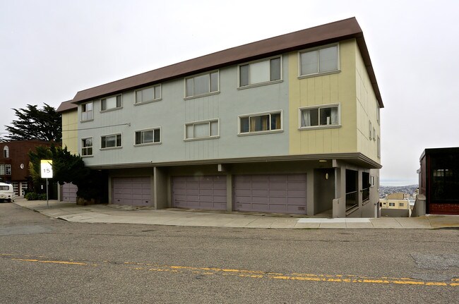 455 Burnett Ave in San Francisco, CA - Building Photo - Building Photo