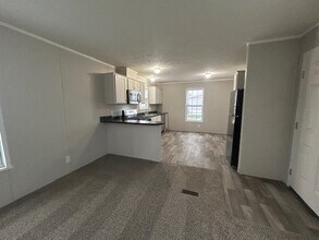 39500 Warren Rd in Canton, MI - Building Photo - Building Photo