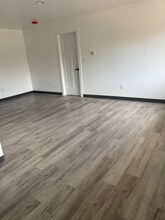 595 Wagner Dr in Battle Creek, MI - Building Photo - Building Photo