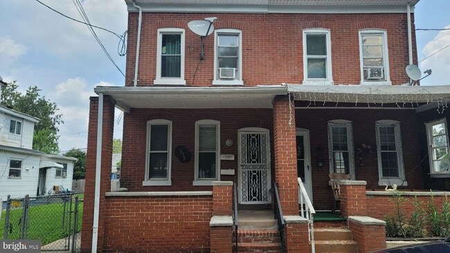 property at 838 Fairmount Ave
