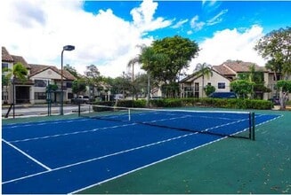 4541 W McNab Rd-Unit -24 in Pompano Beach, FL - Building Photo - Building Photo