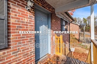 2402 Markwood Ln SE in Winston-Salem, NC - Foto de edificio - Building Photo