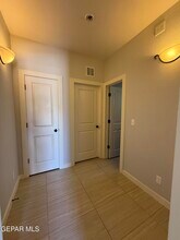 3873 Loma Dante in El Paso, TX - Building Photo - Building Photo