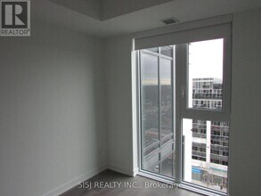 1007 The Queensway in Toronto, ON - Building Photo - Building Photo