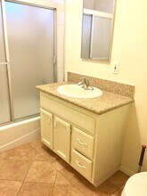 12125 Valleyheart Dr, Unit 12125.5 in Los Angeles, CA - Building Photo - Building Photo
