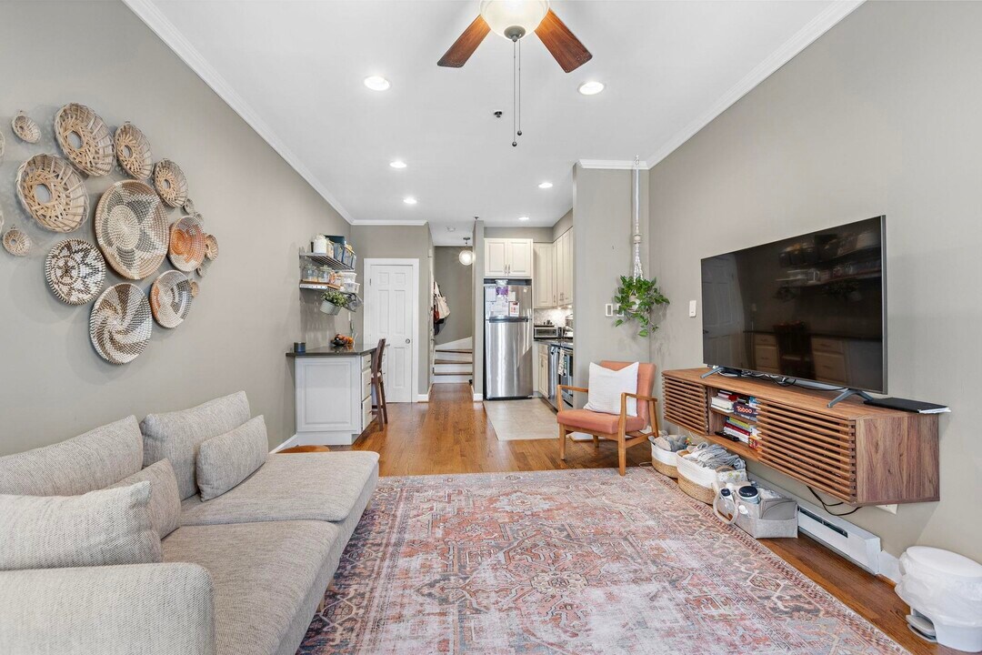 117 Clinton St in Hoboken, NJ - Building Photo