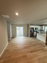 113 W 5th St in Roslyn, WA - Foto de edificio - Building Photo