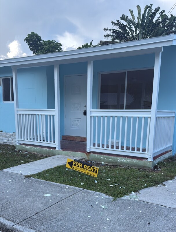 1303-1308 8th St in Key West, FL - Building Photo - Building Photo