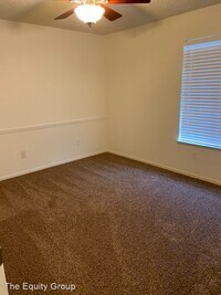 1608 Cottonwood Ct S photo'