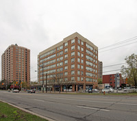 182-196 Wilson Ave in Toronto, ON - Building Photo - Building Photo