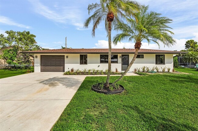 11390 Heidi Lee Ln in Ft. Myers, FL - Building Photo - Building Photo
