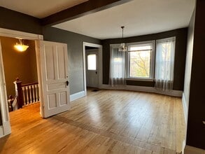 2627 N Murray Ave in Milwaukee, WI - Building Photo - Building Photo