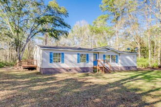 1490 Low Ground Rd in Guyton, GA - Building Photo - Building Photo