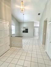 5508 Salem Square Dr S in Palm Harbor, FL - Foto de edificio - Building Photo