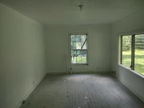 3950 Scranton St in Beaumont, TX - Building Photo - Building Photo