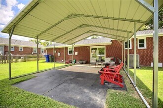 13 Wendfield Cir in Newport News, VA - Building Photo - Building Photo