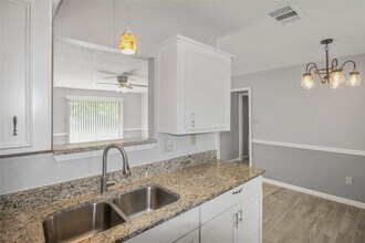 12702 Gotham Dr in Houston, TX - Building Photo - Building Photo