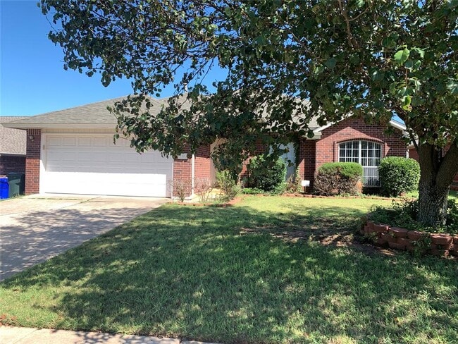 property at 2909 Sandstone Dr