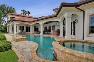 18669 SE Palm Island Ln in Jupiter, FL - Building Photo - Building Photo