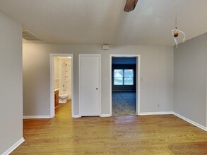 1207 Greenfield Dr in Greenfield, IN - Building Photo - Building Photo