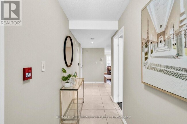 669A Warden Ave. in Toronto, ON - Building Photo - Building Photo