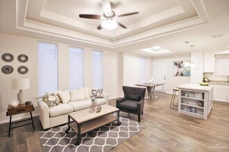 1805 Taft St, Unit 3 in Weslaco, TX - Building Photo - Building Photo