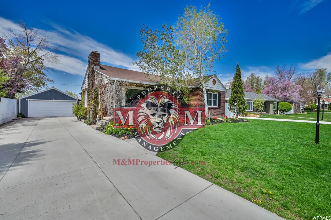 2218 Wilmington Cir in Salt Lake City, UT - Foto de edificio