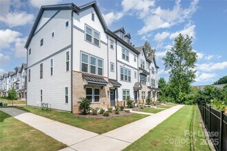 1617 Blanche St in Charlotte, NC - Building Photo - Building Photo