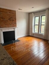 43 1/2 E Russell St in Columbus, OH - Building Photo - Building Photo