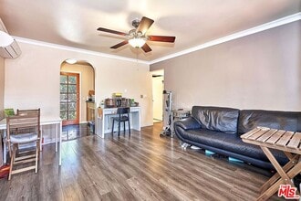 1076 West Blvd in Los Angeles, CA - Building Photo - Building Photo