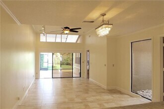 6722 Canary Palm Cir in Boca Raton, FL - Building Photo - Building Photo