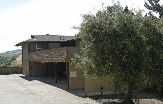 2009 Ascot Dr in Moraga, CA - Building Photo - Building Photo