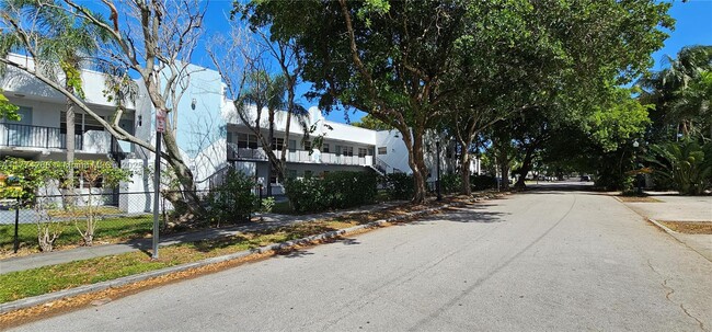 property at 1925 Madison St