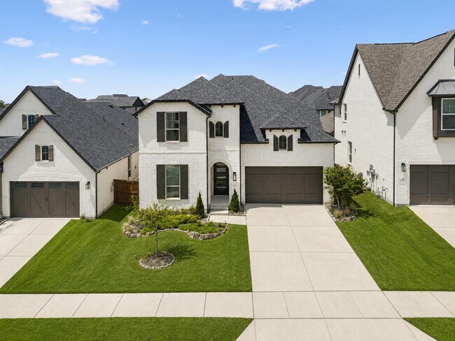 property at 7424 Lilypad Ln