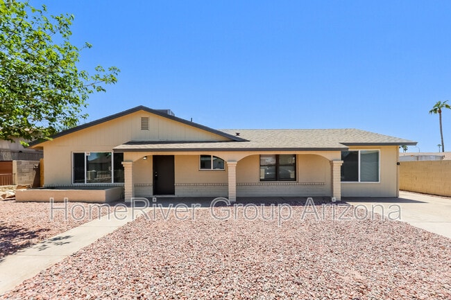 property at 5417 W Palm Ln