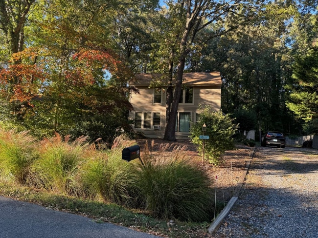 property at 805 Marblethorpe Rd