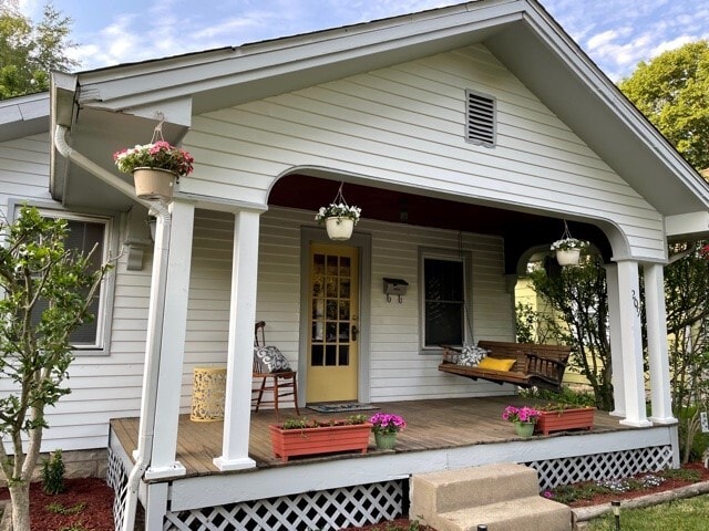 property at 209 E Vermilya Ave