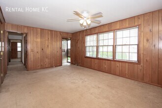 23250 W 75th St in Shawnee, KS - Building Photo - Building Photo