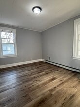 253 Ampere Pkwy in Bloomfield, NJ - Building Photo - Building Photo