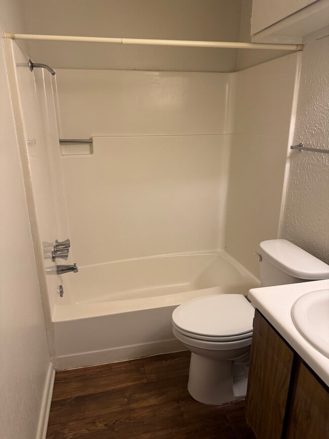 3025 Bernice St, Unit Apt A in Longview, TX - Building Photo - Building Photo