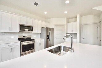 1016 Winnsboro Lp in Round Rock, TX - Building Photo - Building Photo