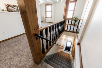 318 W State St in Sycamore, IL - Building Photo - Building Photo